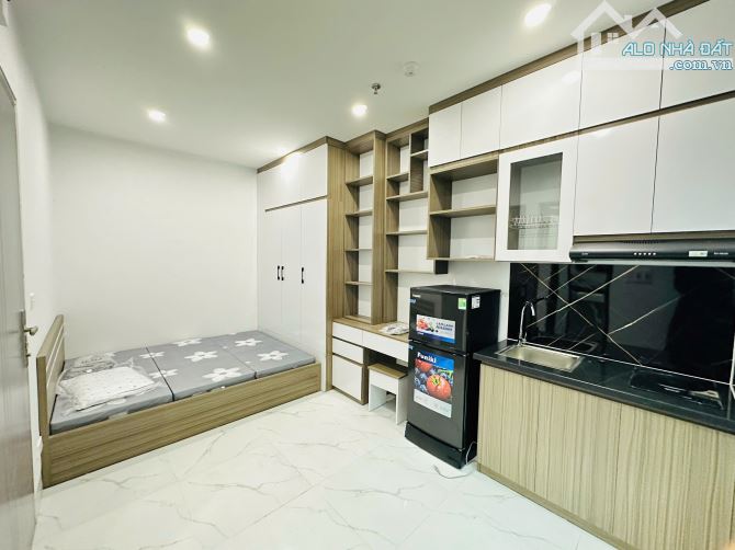 Khai Trươn CCMN 141 Quan Nhân Thanh Xuân 20m2 Studio Cửa Sổ Ban Công Thang Máy Gần Chợ 18P