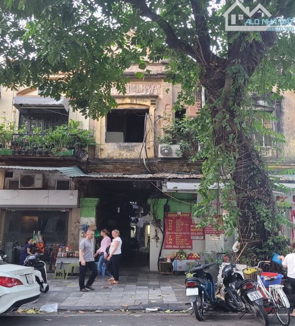 Bán Nhà Mặt Phố Đoàn Thị Điểm, Đống Đa DT 229m2 x MT 10,2m, Giá Rẻ.