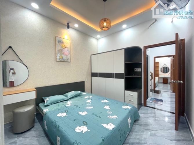 Bán nhà đẹp, hẻm xe hơi, 35m2, ngay P15, Phan Huy Ích, TB nhỉnh 4 tỷ - 1