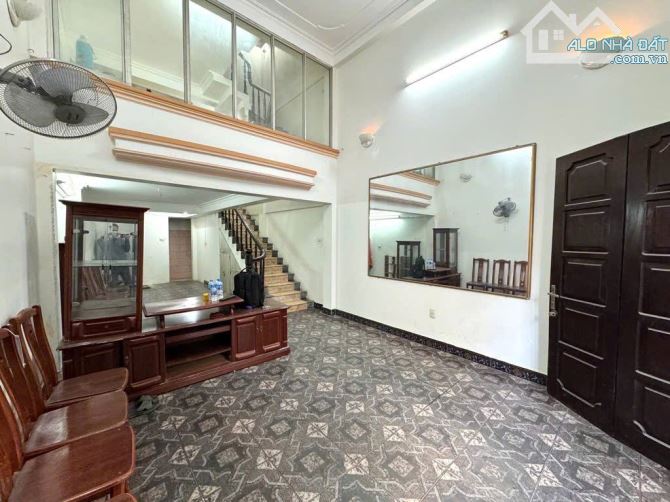 NHÀ 60M2*5T LÊ TRỌNG TẤN, GARA, NGÕ XE TẢI TRÁNH, 6 NGỦ - 4