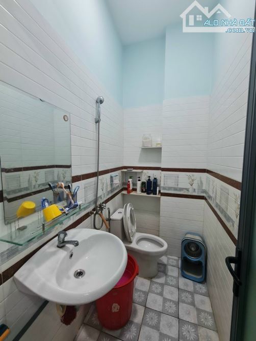 Phòng trọ Thủ Đức 27m2 Chỉ 2 triệu 6 Hẻm 47 Trường Lưu - 1