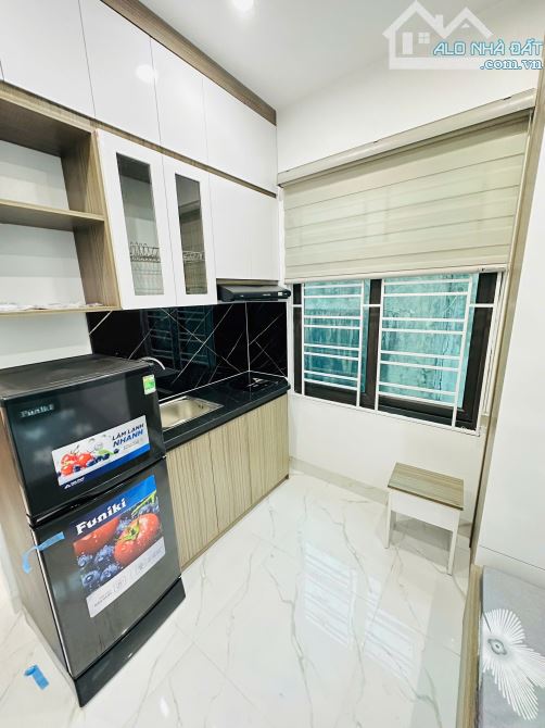 Khai Trươn CCMN 141 Quan Nhân Thanh Xuân 20m2 Studio Cửa Sổ Ban Công Thang Máy Gần Chợ 18P - 2