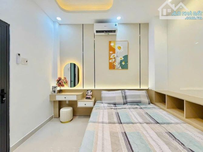 Siêu hiếm - Nhà Đoàn Thị Điểm, Phú Nhuận. DT: 48m2/ 1Tỷ 990- 2 lầu, sổ sẵn công chứng ngay - 2