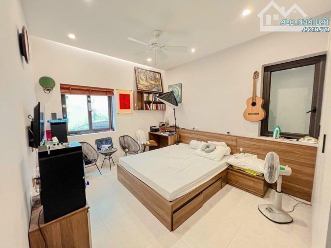 Bán nhà Bát Khối Long Biên có ô chờ thang máy, giếng trời 48m2, 4 tầng giá 6,55 tỷ - 3