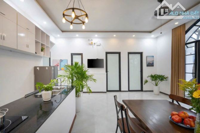 Cho thuê Villa 4PN có hồ bơi, MT đường Lê Hy Cát, Khu vực Nam Việt Á, Q. Ngũ Hành Sơn - 4