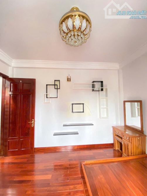 Bán nhà lô góc, ô tô đỗ, Xuân ĐỈnh, Bắc Từ Liêm, DT: 39m2, Giá: 12,8 Tỷ - 4
