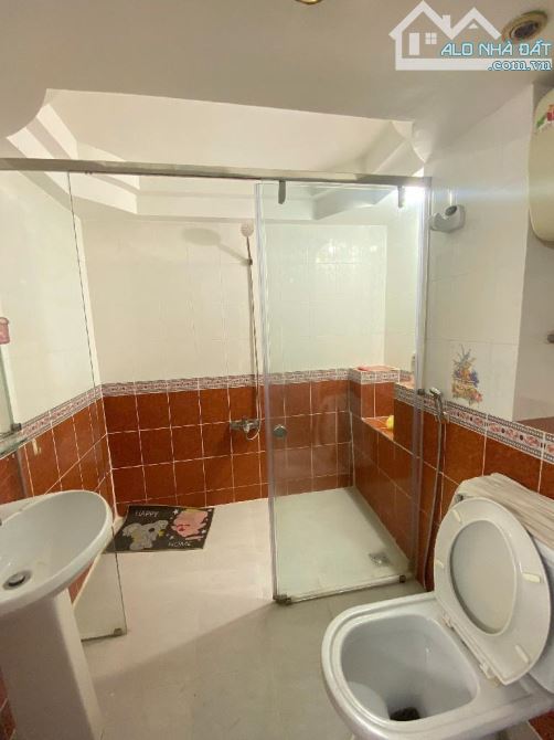🏠gần cầu nguyễn văn cừ ,quận 8 ,4 tầng ,42m2 ,hẻm 3m ,nhỉnh 7,x tỷ - 5