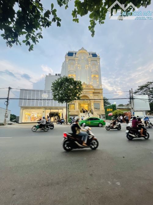 Giá rẻ chỉ 10 tỷ. Bán nhà 1 trệt 1 lầu mặt tiền KD Phạm Văn Thuận ngang 5mx16 80m. - 5