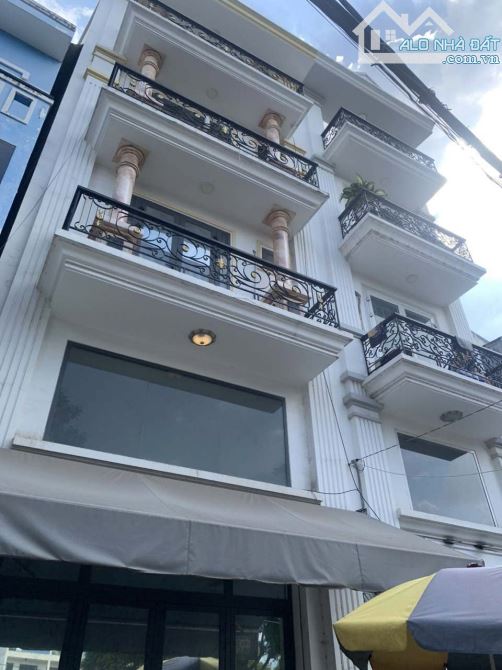 Bán nhà hẻm xe hơi khu kinh danh- 4m x 12.4m- 49.4m/2 4 lầu- 5PN -6WC -F4 Q8