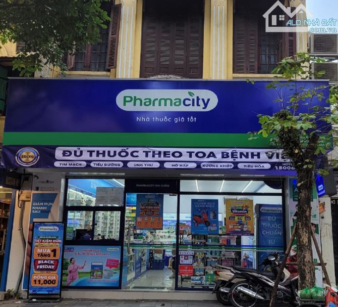 Bán Nhà Mặt Phố Giảng Võ, Đống Đa DT 98m2 x 5T MT:5,6m. Giá Rẻ.