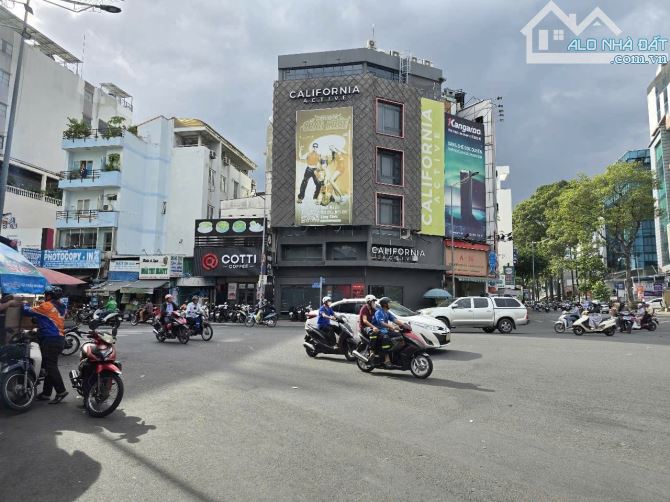 Cho thuê nhà GÓC 2MT A36Bis Nguyễn Trãi, Phường Nguyễn Cư Trinh, Quận 1