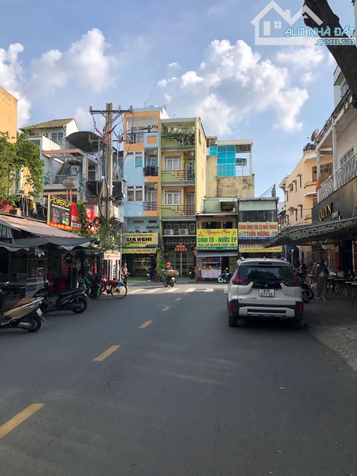 Bán nhà GÓC 2MT đường Nguyễn Tiểu La, phường 8, Quận 10, 4.6x12m 3 tầng 13.5 Tỷ