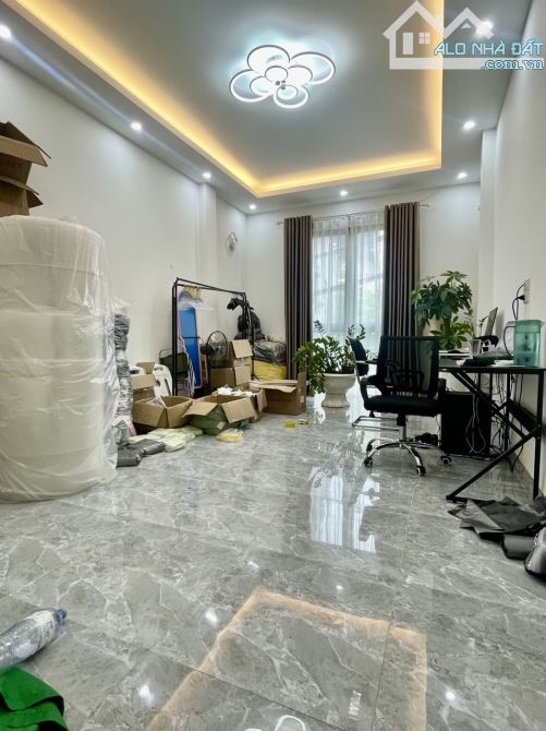 Bán nhà mới, Ngõ Thông, ô Tô, Gần Hoàng Quốc Việt, Trần Cung,Cổ Nhuế, Bắc Từ Liêm. 11,6 Tỷ
