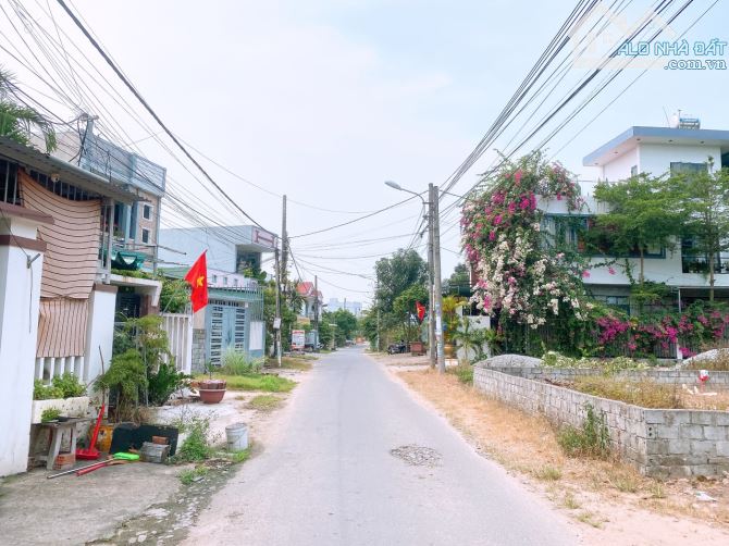 🧨🧨TÔI CHÍNH CHỦ CẦN BÁN LÔ ĐẤT KIỆT LƯU QUANG VŨ - NHỈNH HƠN 1 TỶ - GẦN CHỢ KHÁI TÂY