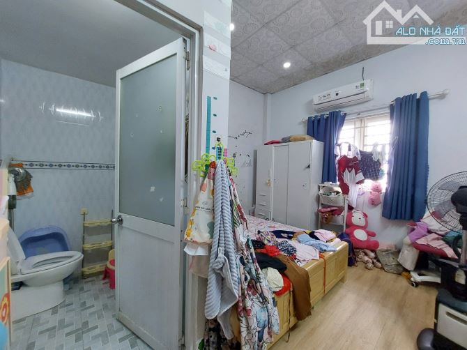 gấp bán biệt thự mini KDC Bà Điểm 10*17, Chỉ nhỉnh 35.t.r/m2, mua được căn nhà đôi luôn - 1