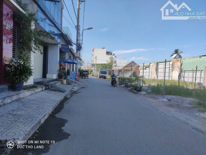 Giảm SỐC 1.2 Tỷ Bán GẤP 240m2 đất mặt tiền KD đường TX38, Thạnh Xuân giá tốt nhỉnh 42tr/m2 - 1