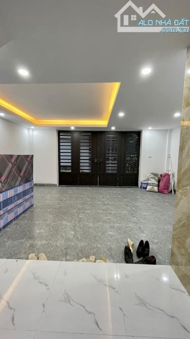 BÁN NHÀ PHỐ NGỌC LÂM LONG BIÊN 12 TỶ 65M 6 TẦNG MT 5.8M Ô TÔ DÒNG TIỀN 40TRIỆU /1 T - 1