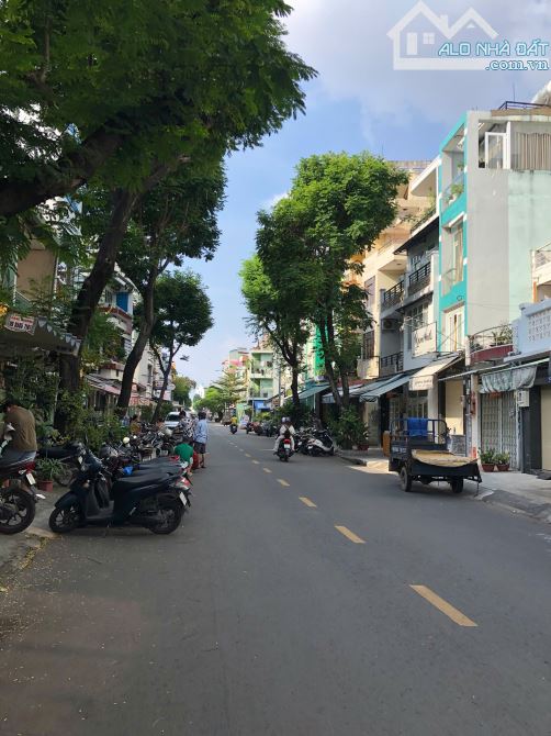 Bán nhà GÓC 2MT đường Nguyễn Tiểu La, phường 8, Quận 10, 4.6x12m 3 tầng 13.5 Tỷ - 1