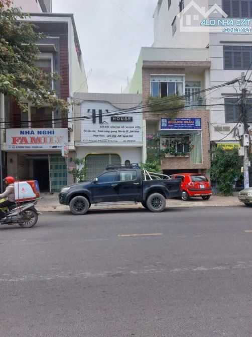 Bán lô đất có nhà cũ mặt tiền đường Phong Châu, Phước Hải , Nha Trang - 1