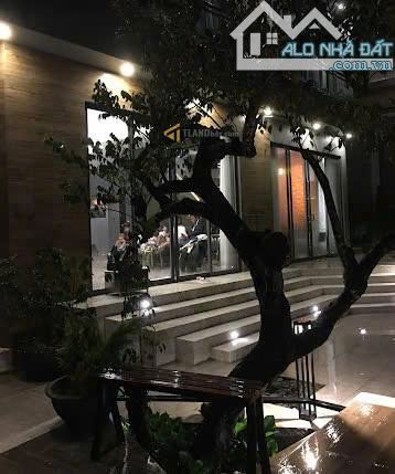 Bán Villa đường Xô Viết Nghệ Tĩnh, Phường 7, Đà Lạt view thung lũng - 1