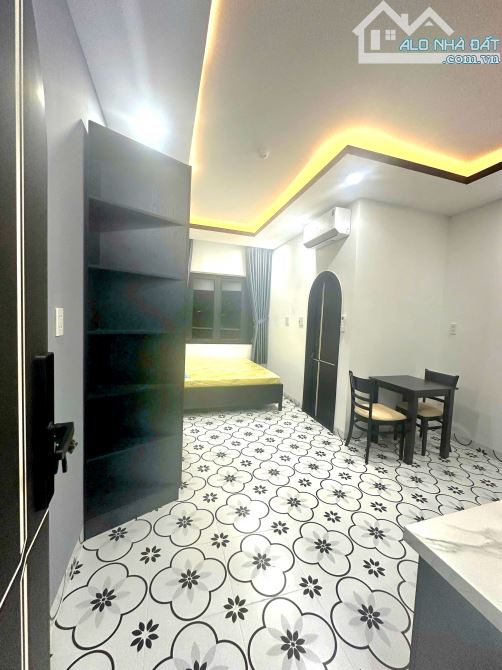 SIÊU PHẨM CHDV CAO CẤP, HẺM 8M TRƯƠNG PHƯỚC PHAN, MỚI KENG,4X18M,9 PHÒNG,KHOÁN 45TR,9.xx - 1