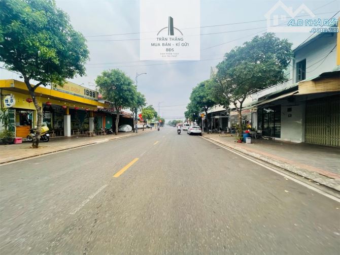 Vì nhu cầu mở rộng kinh doanh chủ cần nhượng lại mặt bằng đường 30/4 T.T Ngãi Giao - 13