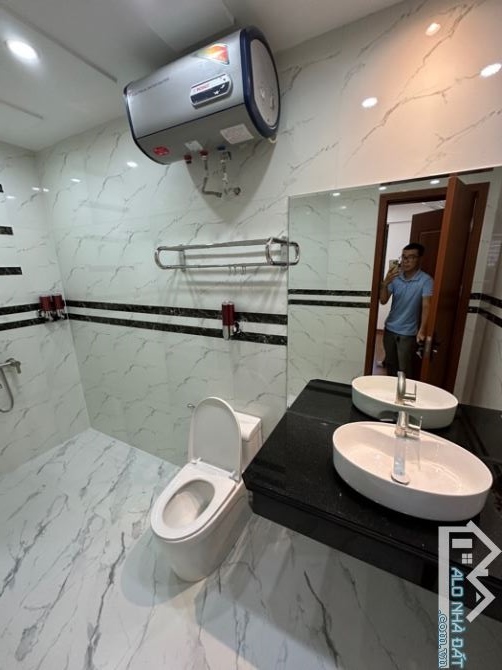 Bán gấp CCCC Nguyễn Lương Bằng, 3PN, 2WC nội thất siêu xịn, view đẹp, 130m2, chỉ 9,5 tỷ - 13