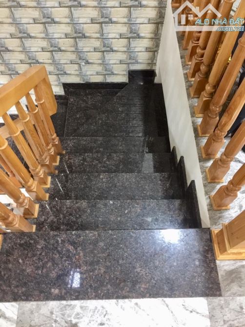 Bán Gấp Nhà Phạm Văn Đồng ĐH Kinh Tế Luật Thủ Đức,3 Tầng, Dt 5x15 HXT, Chỉ Hơn 5 Tỷ. - 2