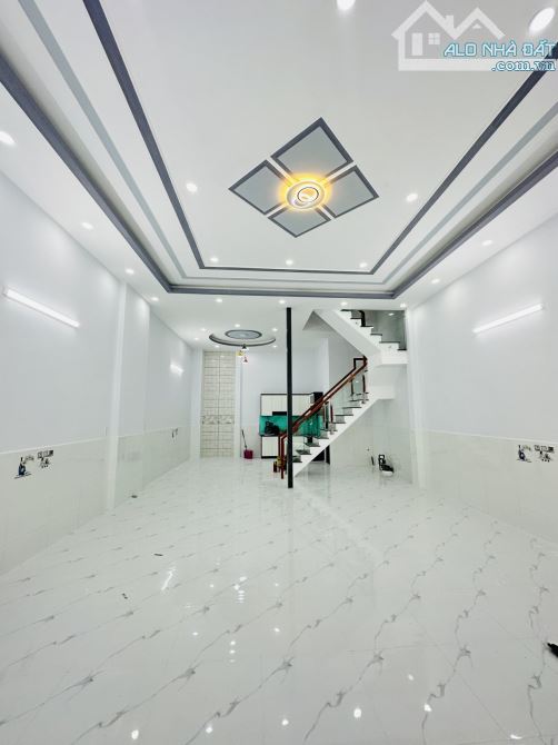 Bán Gấp Giá Rẻ nhà đường chiến lược P.BTĐ Bình Tân DT Khủng 6.5mx12m 2 Tầng chỉ 4.4 Tỷ - 2