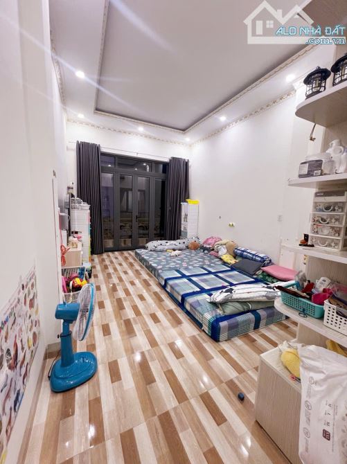 BÁN NHÀ 1 TRỆT 2 LẦU P.HÓA AN ĐÃ HOÀN CÔNG CỔNG SAU CTY PONCHEN,DT 4X16=64M2,SỔ RIÊNG,4PN, - 2