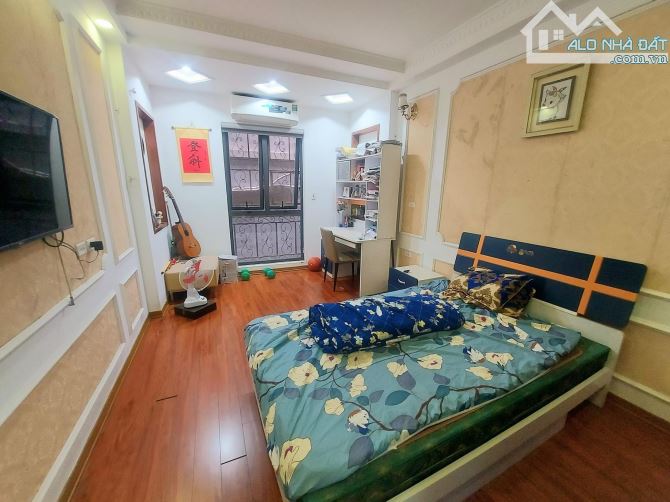 CC Cần bán nhà XÃ ĐÀN ĐỐNG ĐA-LÔ GÓC THOÁNG- KINH DOANH- Ở SƯỚNG- SÁT PHỐ-28m2 giá 4tỷ1 - 2
