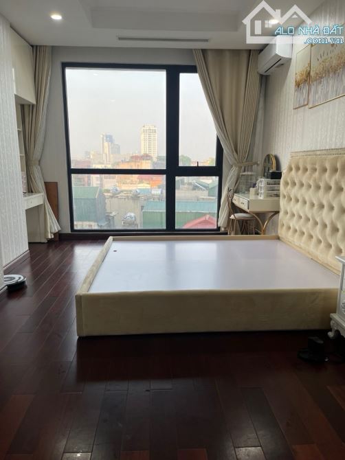 Bán gấp CCCC Royal City, 120m2, 2 ngủ, phòng khách siêu rộng, nội thất đẳng cấp, 10,3 tỷ - 2