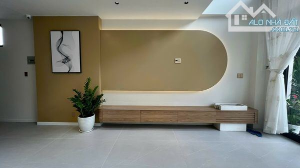 NHÀ MỚI KENG - FULL NỘI THẤT - cách Hồ Xuân Hương 1km - 3