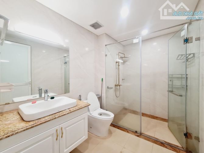 Bán Tòa nhà mặt phố Vĩnh Tuy Ngay dốc đoàn kết xuống 238m xây 8 tầng mặt tiền rộng KD - 3