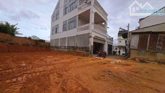 ĐẤT 200M2 NGANG 11,6M NỞ HẬU ĐƯỜNG TRƯƠNG VĂN HOÀN P9 CÁCH CHỢ CHI LĂNG 500M GIÁ 8 TỶ TL