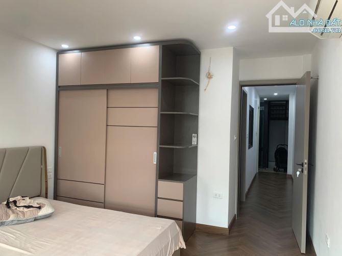 Bán nhà  Phố Chùa Bộc, Trung Liệt, Quận Đống Đa. Sổ A4.  DT: 54,7m, 5 tầng. Giá: 24.5 tỷ - 3