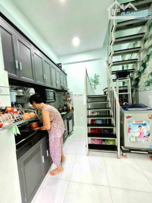 BÁN NHÀ, 2 TẦNG MỚI ĐẸP, TÂN THỚI HÒA TÂN PHÚ, 46M2, CHỈ NHỈNH 4 TỶ XÍU XIU - 3