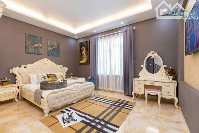 BÁN VILA HỒ BƠI KHU Á CHÂU P2, SỔ HỒNG HOÀN CÔNG, HƯỚNG ĐÔNG NAM - 3