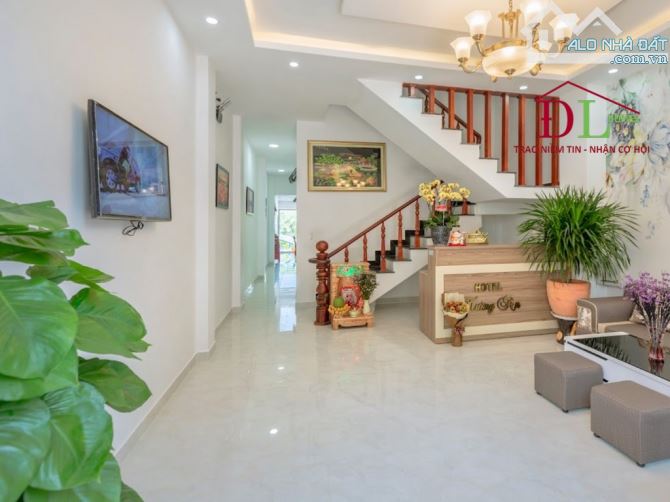 ✨🏡✨Chỉ 13 tỷ có ngay khách sạn 268m2 12 phòng mặt tiền Đa Minh ngay trung tâm Đà Lạt - 3