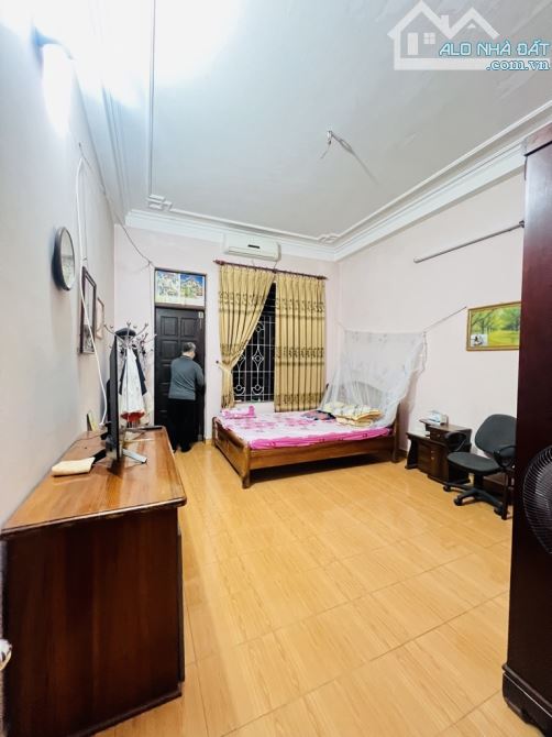 BÁN NHÀ LIỀN KỀ ĐẠI KIM, HOÀNG MAI, VỈA HÈ ĐÁ BÓNG, 2 THOÁNG TRƯỚC SAU, SD 62M2, 20 TỶ - 3