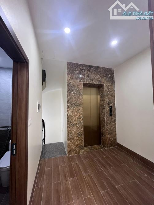 Nhà đệp ở ngay Cầu Giấy. Sổ A4 40m, 6 tầng 4 ngủ MT4m3 Giá 10.9 tỷ - 3