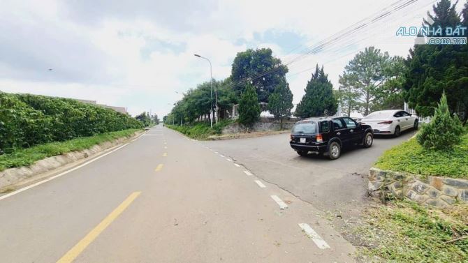 Bán đất Bảo Lộc.DT 216 (10m x 21,6m).Cách QL.20 chỉ 1,8 km.Hạ Giá Bán chỉ 1 tỷ 850 triệu - 3