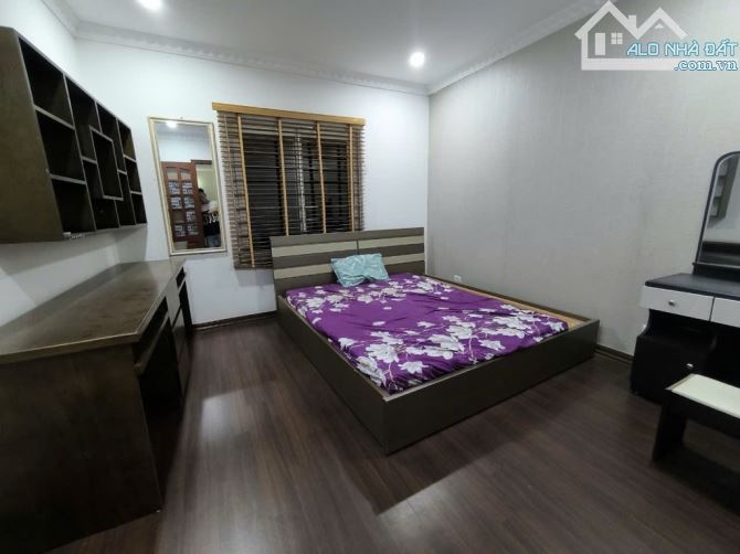 Bán nhà đẹp gần phố, 2 mặt thoáng 6 tầng phố Tương Mai, Hai Bà Trưng