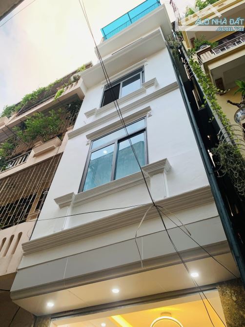 Bán nhà  Phố Chùa Bộc, Trung Liệt, Quận Đống Đa. Sổ A4.  DT: 54,7m, 5 tầng. Giá: 24.5 tỷ - 4