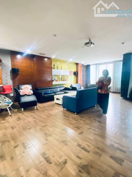 Bán Biệt Thự 6 Tầng, Đường Nguyễn Kiệm, Phú Nhuận, DT 8 x 30m, Giá 58.9 Tỷ - 4