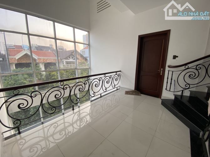 Bán nhà căn góc đường số 2 P An Phú Quận 2 gần chợ (172m2) 32 tỷ - 9
