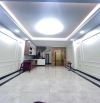 Nhà đệp ở ngay Cầu Giấy. Sổ A4 40m, 6 tầng 4 ngủ MT4m3 Giá 10.9 tỷ