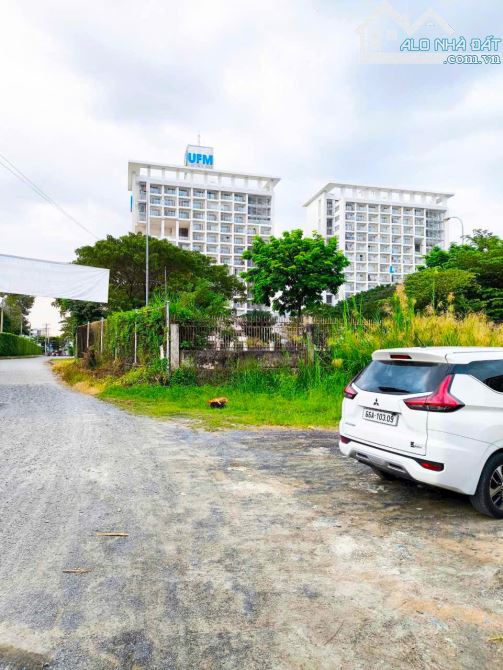 Bán gấp nền ngay trường đại học maketinh tài chính đường võ văn hát gần đường lã xuân oai