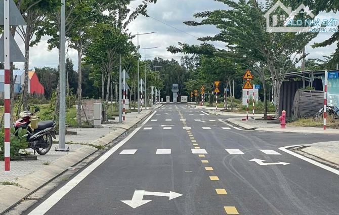CHỦ KẸT VỐN CẦN BÁN RA MIẾNG ĐẤT NGAY SÂN BAY QUỐC TẾ LONG THÀNH-1TỶ050 CÒN THƯƠNG LƯỢNG