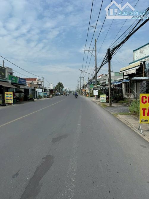 Bán gấp đất MẶT TIỀN ĐƯỜNG nhựa Nhơn Trạch,giá rẻ 5tr/m,thổ cư,kho,xưởng. GỌI NGAY 24/24